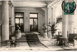 FONTAINEBLEAU: L'hôtel, Le Hall - état - Fontainebleau