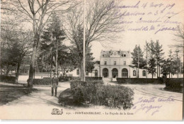 FONTAINEBLEAU: La Façade De La Gare - Très Bon état - Fontainebleau