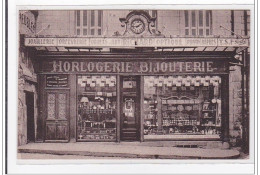 LOUDUN : Maison Richard, Place Carnot, Horlogerie Bijouterie - Tres Bon Etat - Other & Unclassified
