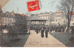 CAEN - La Musique Militaire, Place De La République - Très Bon état - Caen