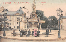 EVREUX - Place De L'Hôtel De Ville - La Fontaine - Très Bon état - Evreux