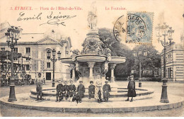 EVREUX - Place De L'Hôtel De Ville - La Fontaine - Très Bon état - Evreux