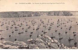 CAMARET SUR MER - Les Bateaux De Pêche Au Mouillage Dans L'anse De Penhir - Très Bon état - Camaret-sur-Mer