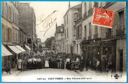 RARE CPA 75020 TOUT PARIS N° 1147 Bis - Rue VITRUVE (XXe Arrt) ° F. Fleury ** Ouvrières - Paris (20)