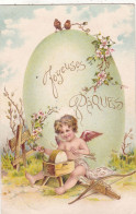 PÂQUES. CPA GAUFREE ILLUSTREE. " JOYEUSES PÂQUES " .ANGE CUPIDON  AFFUTE SES FLECHES. ANNÉE 1905 + TEXTE - Pâques