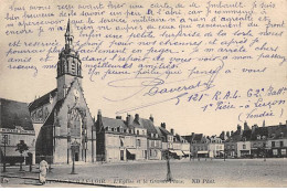 MONTOIRE SUR LE LOIR - L'Eglise Et La Grande Place - Très Bon état - Montoire-sur-le-Loir