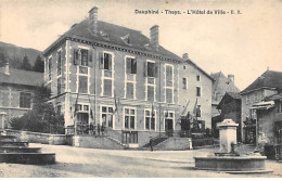 THEYS - L'Hôtel De Ville - Très Bon état - Theys