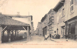 GRAND SERRE - Vue De La Grande Rue Et De La Halle - Très Bon état - Autres & Non Classés