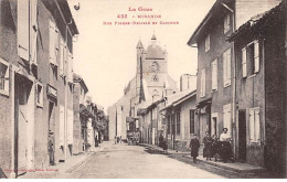 MIRANDE - Rue Pierre Delisle Et Clocher - Très Bon état - Mirande