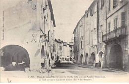 ALAIS - Place Du Grand Marché Dans La Vieille Ville Avec Ses Arcades Moyen Age - Très Bon état - Alès