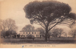 ARES - Le Château Vu Du Parc - Très Bon état - Arès