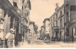 BOURGOIN - L'Hôtel De Ville Et La Rue - Très Bon état - Bourgoin