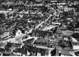 SAINT SAUVEUR DES LANDES - L'Eglise Et Rue Principale - Très Bon état - Sonstige & Ohne Zuordnung