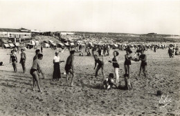 D8640 Lacanau Océan Jeux Sur La Plage - Autres & Non Classés