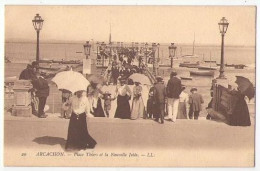 (33) 030, Arcachon, LL 20, Place Thiers Et La Nouvelle Jetée - Arcachon