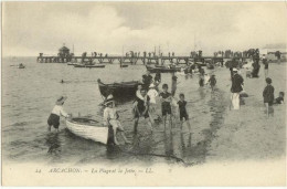 (33) 031, Arcachon, LL 24, La Plage Et La Jetée - Arcachon