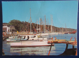 CPM  BONITIERS ET YACHT  DANS LE PORT DE TAHITI - Polynésie Française