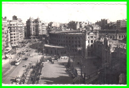 ESPAÑA ( COMUNIDAD VALENCIANA ) VALENCIA --    ( PLAZA DE TOROS Y ESTACIÓN ) POSTAL FRANQUEADA EN EL AÑO 1955 - Valencia