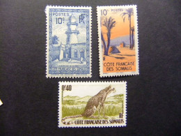 56 COTE DES SOMALIS COSTA DE SOMALIA / TRES SELLOS / YVERT 152 + 264 + 288 MH - Unused Stamps