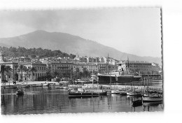 AJACCIO - Le Port Et Vue Sur La Ville - Très Bon état - Ajaccio