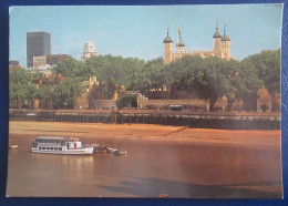 CPM FERRIES  SUR LA TAMISE   ( LONDRES - GRANDE BRETAGNE ) - - Traghetti