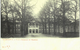 (751) Gembloux   Cour D'honneur De L'Institut - Gembloux