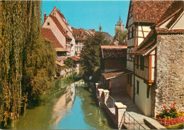 68 Colmar La Lauch Traversant La Petite Venise Au Fond L'eglise Saint Martin N° 26 \MM5001 - Colmar