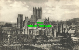 R621851 Wells Cathedral From Tor Hill Showing Gardens. No. 30. Dawkes And Partri - Mondo