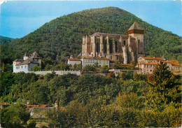  31  Saint Bertrand De Comminges Cité  Vue Aérienne Cathédrale    N° 13 \MM5043 - Saint Bertrand De Comminges