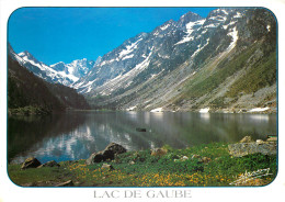 65 Cauterets   Le Lac De Gaube Sommets Du Vignemale Glacier Des Oulettes      N° 13 \MM5049 - Cauterets