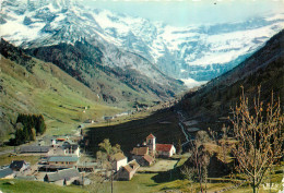 65  Gavarnie  Le Cirque Et Le Village    N° 55\MM5050 - Gavarnie