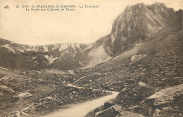 65 Bagnères De Bigorre Le Tourmalet La Route Aux Cabanes De Thoue      N° 62\MM5075 - Bagneres De Bigorre