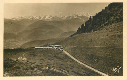 65  Au Col D'aspin Vue Vers La Vallée D'aure Et Les Hautes Montagnes De Luchon     N° 8 \MM5078 - Bagneres De Bigorre