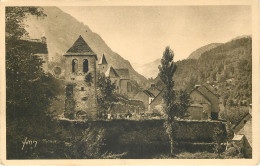 65  Le Village De Gèdre Sur La Route De Gavarnie       N° 22 \MM5079 - Gavarnie