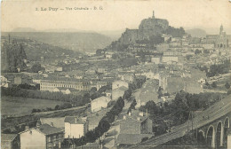 43  Le Puy En Velay Vue Générale        N° 16 \MM5080 - Le Puy En Velay