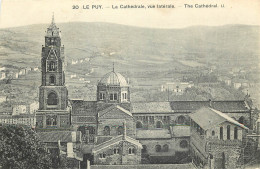 43  Le Puy En Velay La Cathédrale Vue Latérale       N° 17 \MM5084 - Le Puy En Velay