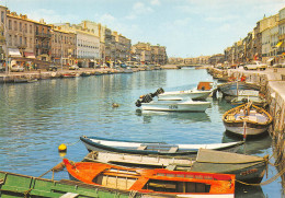 34 SETE  Barques De Pêche à Quai Sur Le Canal  (Scan R/V) N° 37 \MM5085 - Sete (Cette)