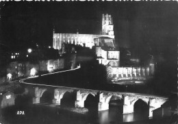 ALBI Eclaire De Nuit Sur La Basilique Sainte Cecile   39 (scan Recto Verso)MH2910TER - Albi