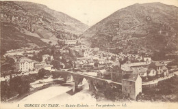 48  Gorges Du Tarn Sainte Enimie  Vue Générale    N° 17 \MN6002 - Gorges Du Tarn