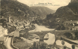 48   Gorges Du Tarn  Sainte Enimie Vue Générale     N° 23 \MN6004 - Gorges Du Tarn