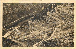 48  Gorges Du Tarn Les Lacets De La Route De La Malène Au Causse Méjean    N° 37 \MN6004 - Gorges Du Tarn