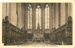 39  Jura Saint Claude Les Stalles Et L'autel De La Cathédrale      N° 14 \MN6010 - Saint Claude