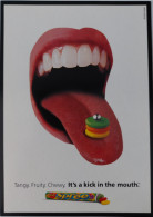 Carte Postale (Tower Records) Spree (bouche Langue Dents) Tangy. Fruity. Chewy. It's Kick In The Mouth. - Publicité