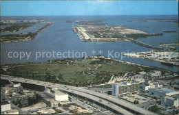 11693104 Miami_Beach Fliegeraufnahme Bicentennial Park And Biscayne Bay - Andere & Zonder Classificatie