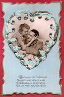 CPA Couple D'Amoureux Ajoutis Coeur Et Ruban, Paillettes... - Koppels