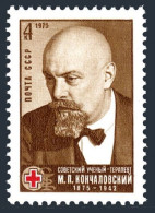 Russia 4372 Two Stamps, MNH. Michel 4406. Dr. Konchalovsky, Physician. 1975. - Nuevos