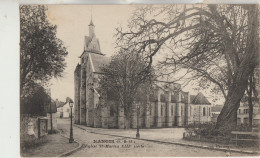 Nangis 77 Carte Non  Circulée  L'Eglise Saintn Martin Xiiie Siecle Et La Place - Nangis