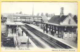 ANGLETERRE - MELKSHAM +++ Intérieur De La Gare +++ - Altri & Non Classificati