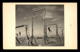 ALGERIE - CHERCHELL - ECOLE DES SOUS-OFFICIERS - LE SAUT DE TARZAN - Autres & Non Classés