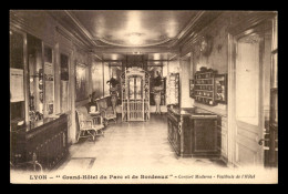 ARCHITECTURE - ART-NOUVEAU - LYON - VESTIBULE DU GRAND HOTEL DU PARC ET DE BORDEAUX - ASCENSEUR ART NOUVEAU - Autres & Non Classés